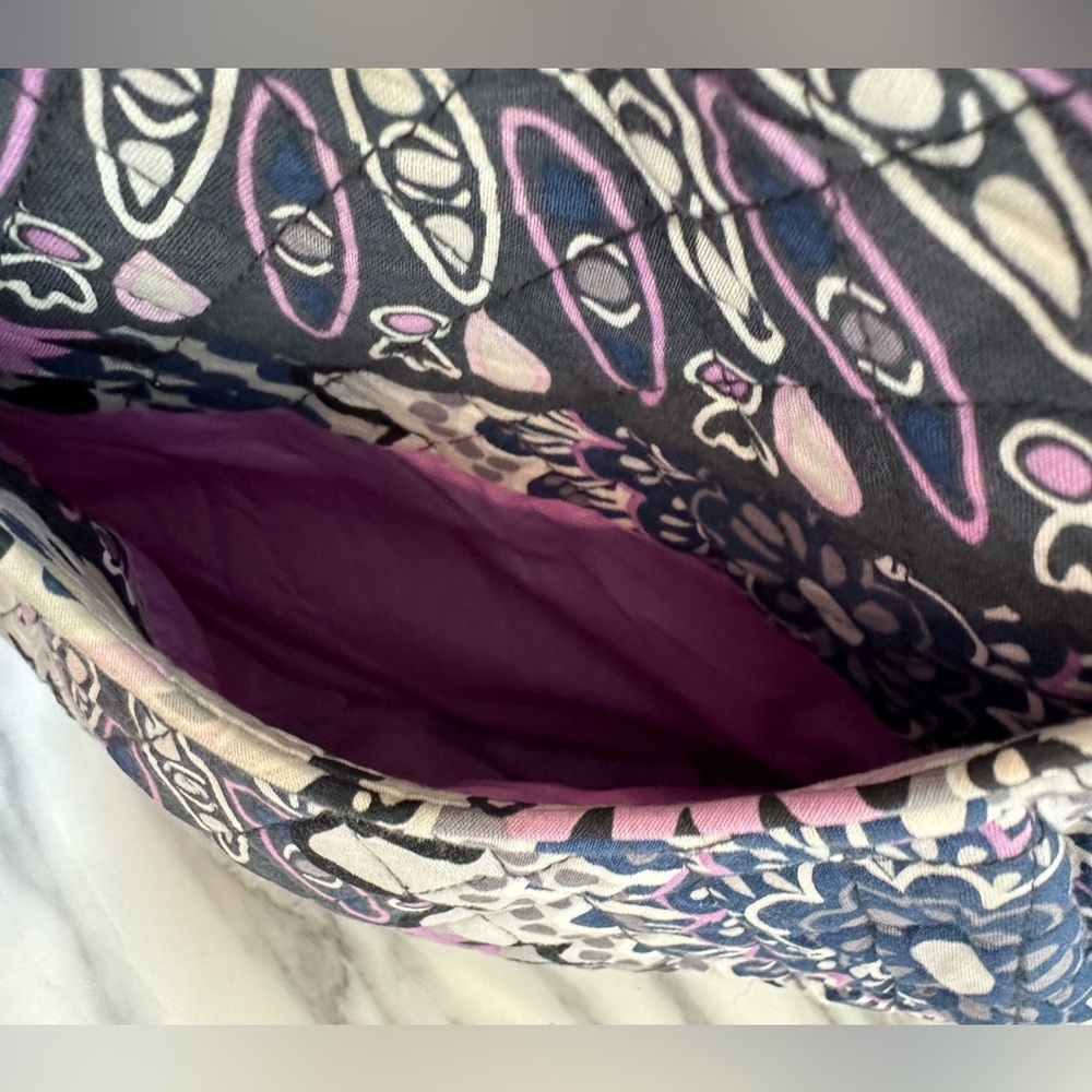 Vera Bradley Retired Mimosa Medallion Purse - Picture 5 of 16